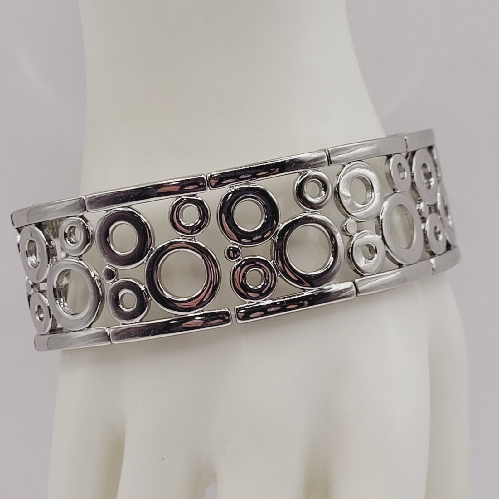 Modern Art Deco Open Circles Shiny Silver Tone Stretch Modernist Bracelet