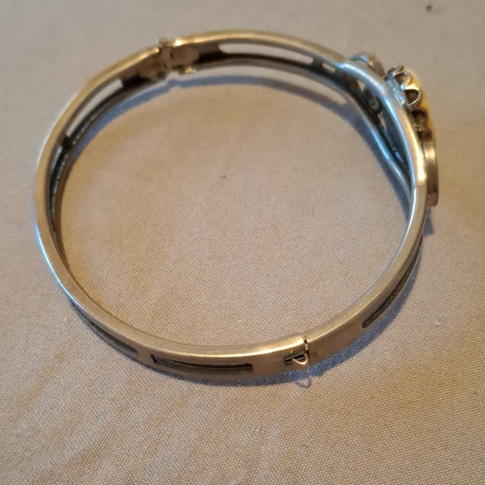 Silver Tone Hinged Bangle Cuff Bracelet Oval Nautical Ship Cameo Ivory