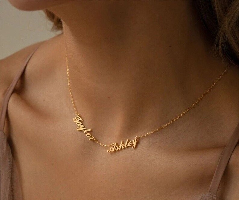 Personalized Family Name Necklace, Perfect Gift for all occasions