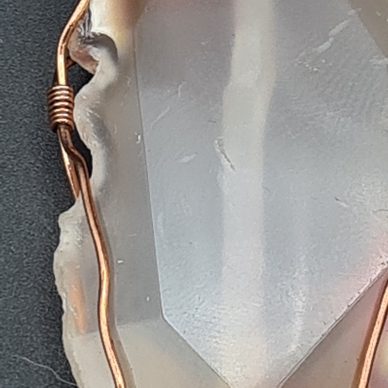 Artisan Pendant copper wire wrapped Agate or Chalcedony Freeform loops Boho H6cm