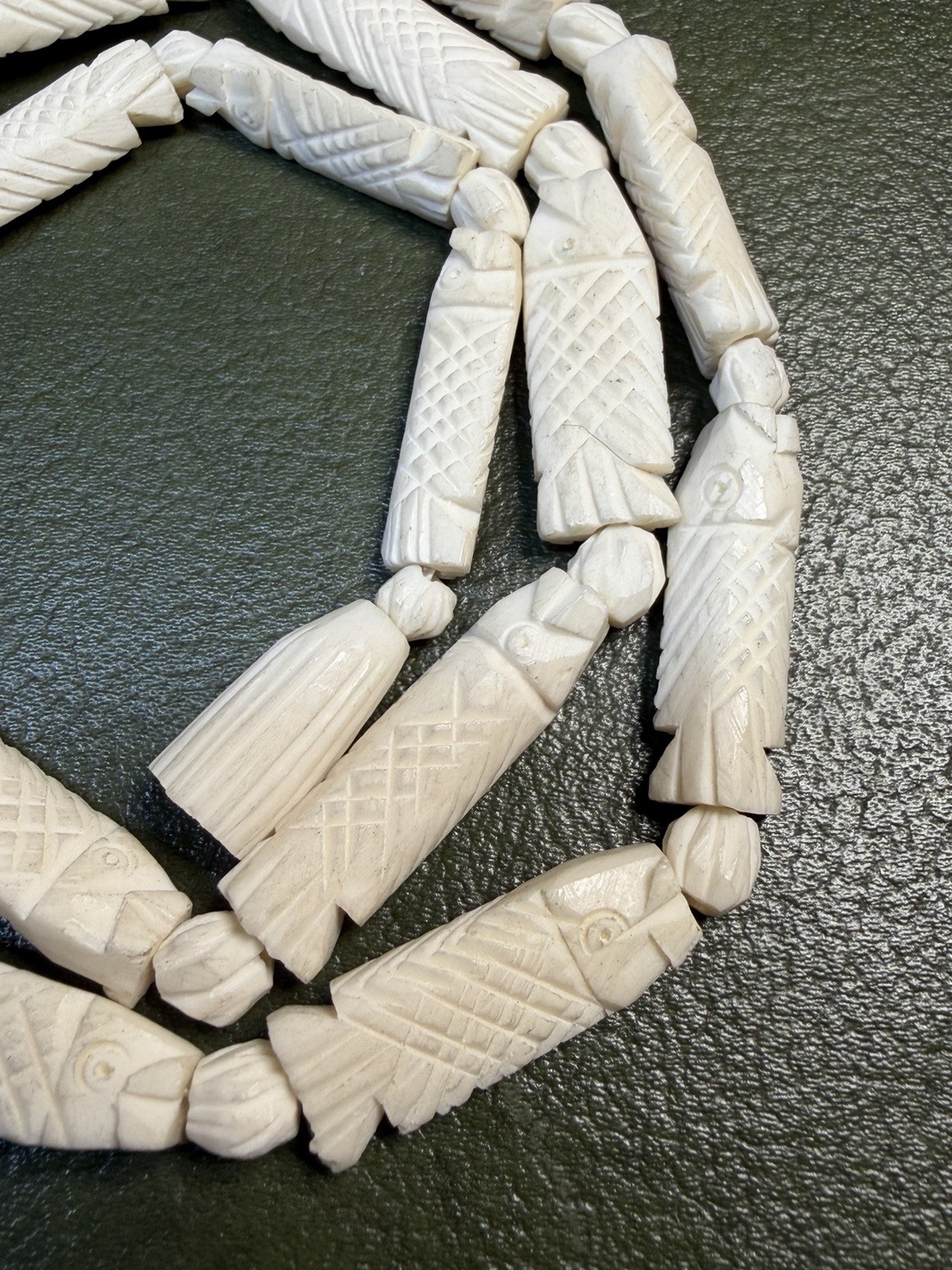 White Carved Bone Beaded Strand Necklace Ball/Bead Chain Screw Closure