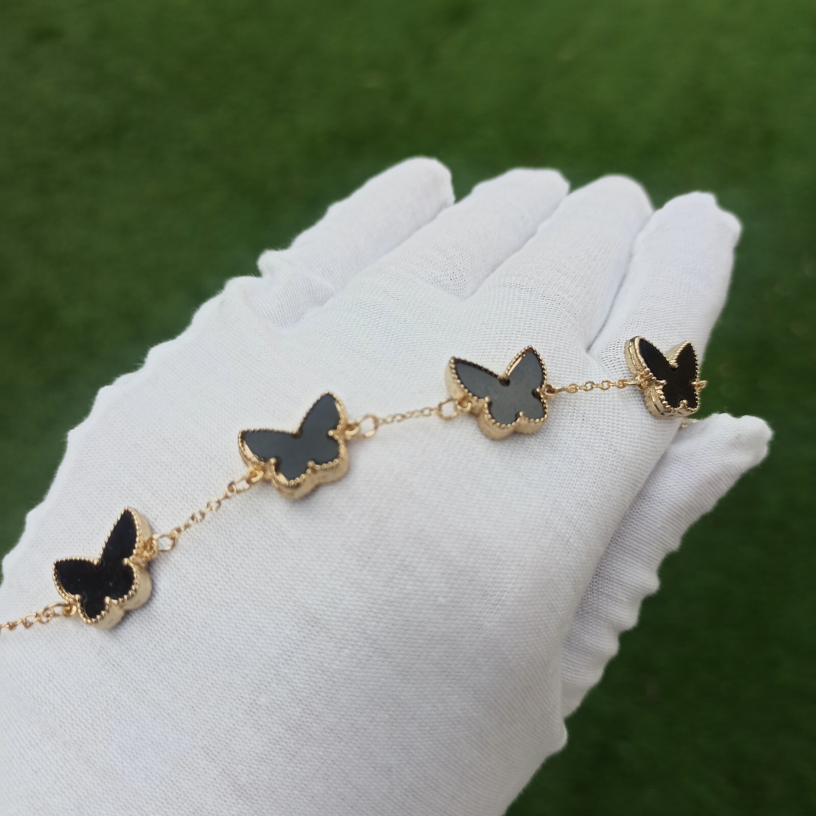 Butterfly Bracelet Black Gold Tone Fashion Signed MINISO Gift Charm Modern Trend