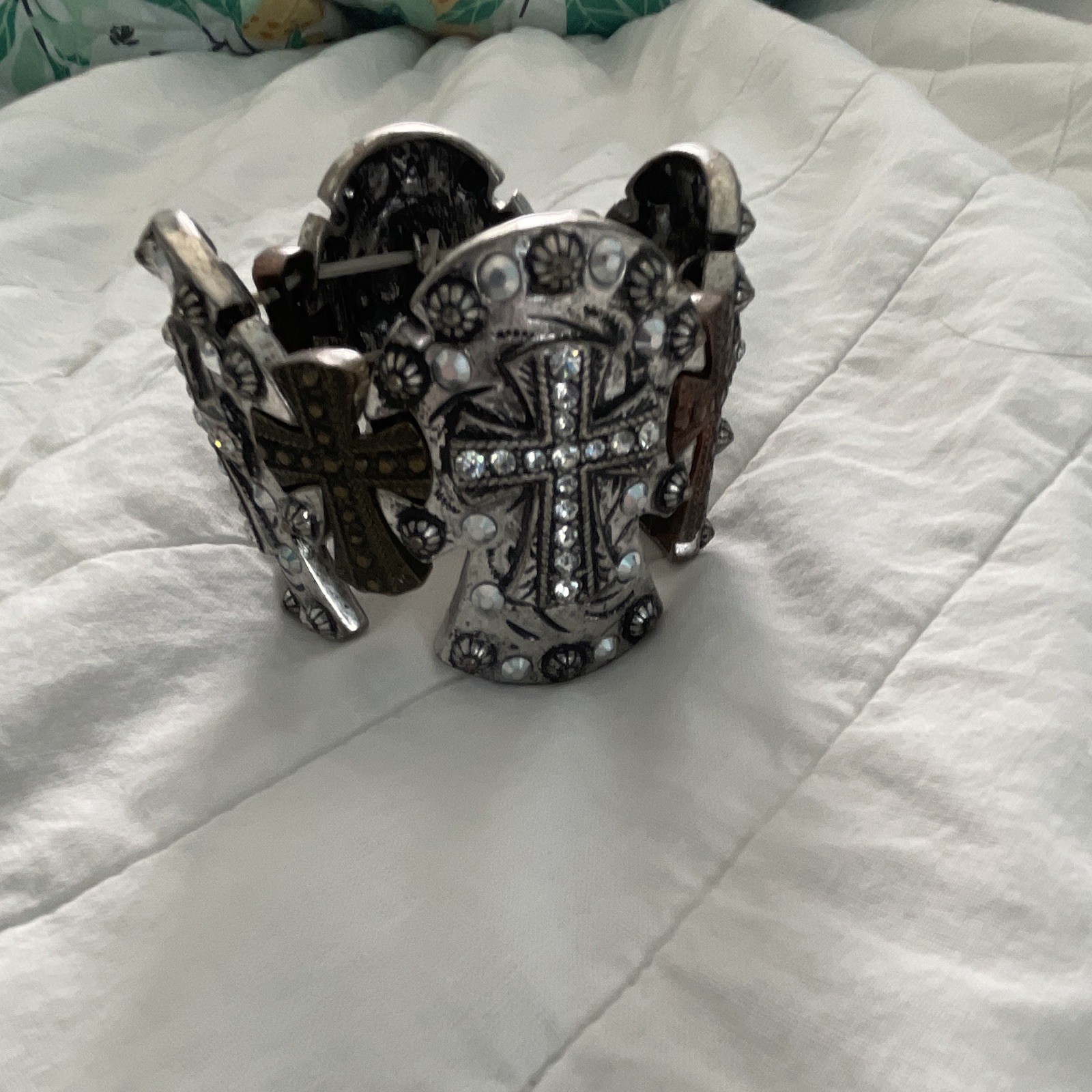 Silver Tone Cross Cuff Bracelet Rhinestone Stretch Slip-On Rodeo Punchy Cowgirl