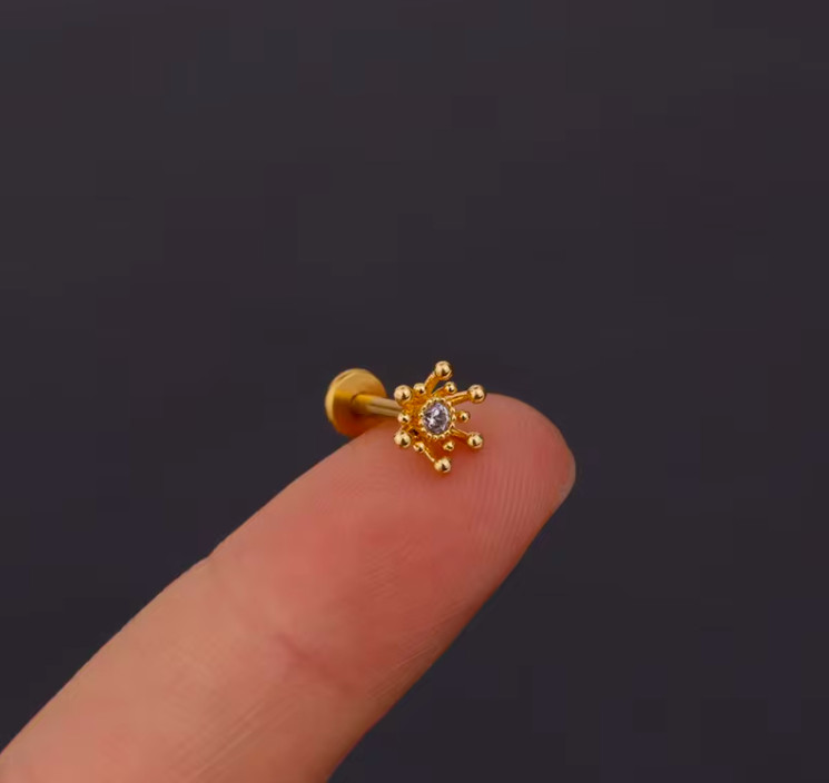 Stars Internal Threaded Flat Back Cartilage Helix Lobe Tragus Conch Earring UK