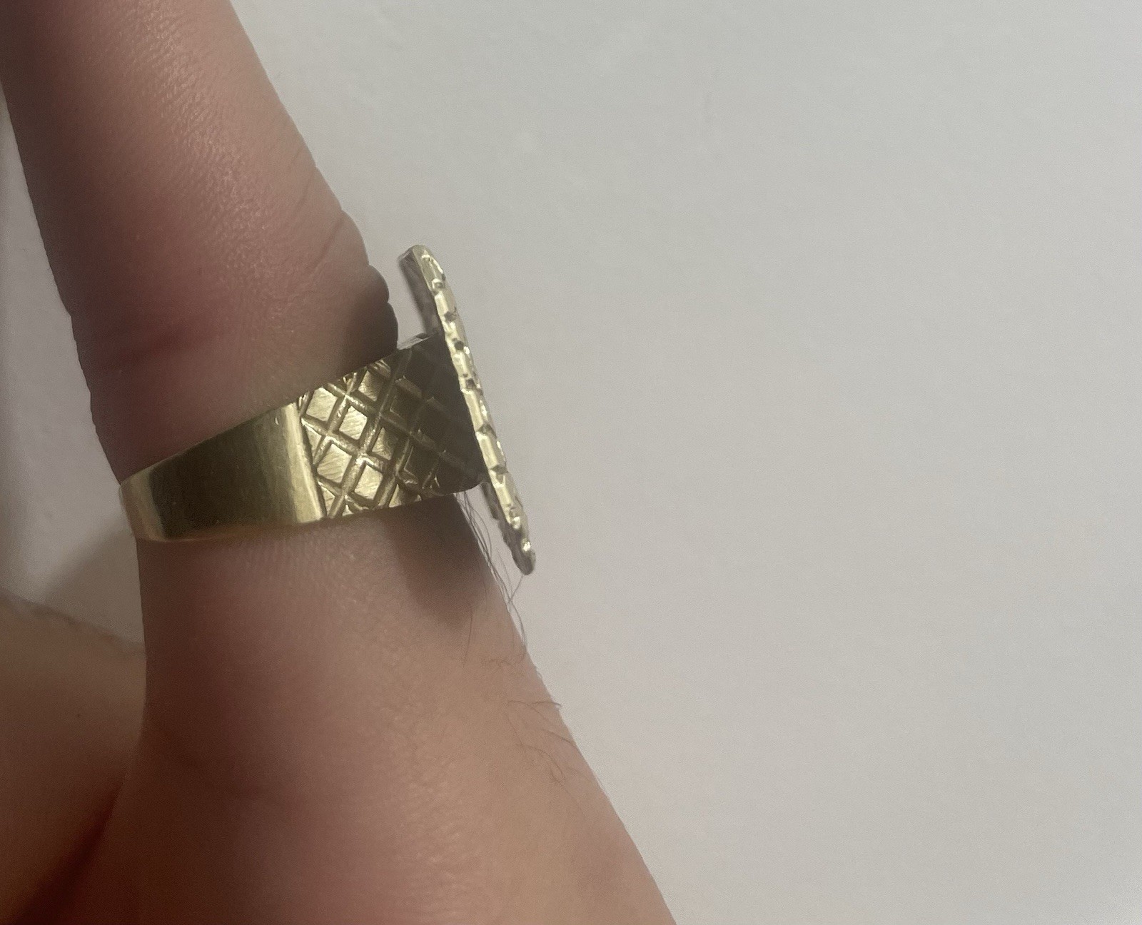 10k solid gold last supper ring