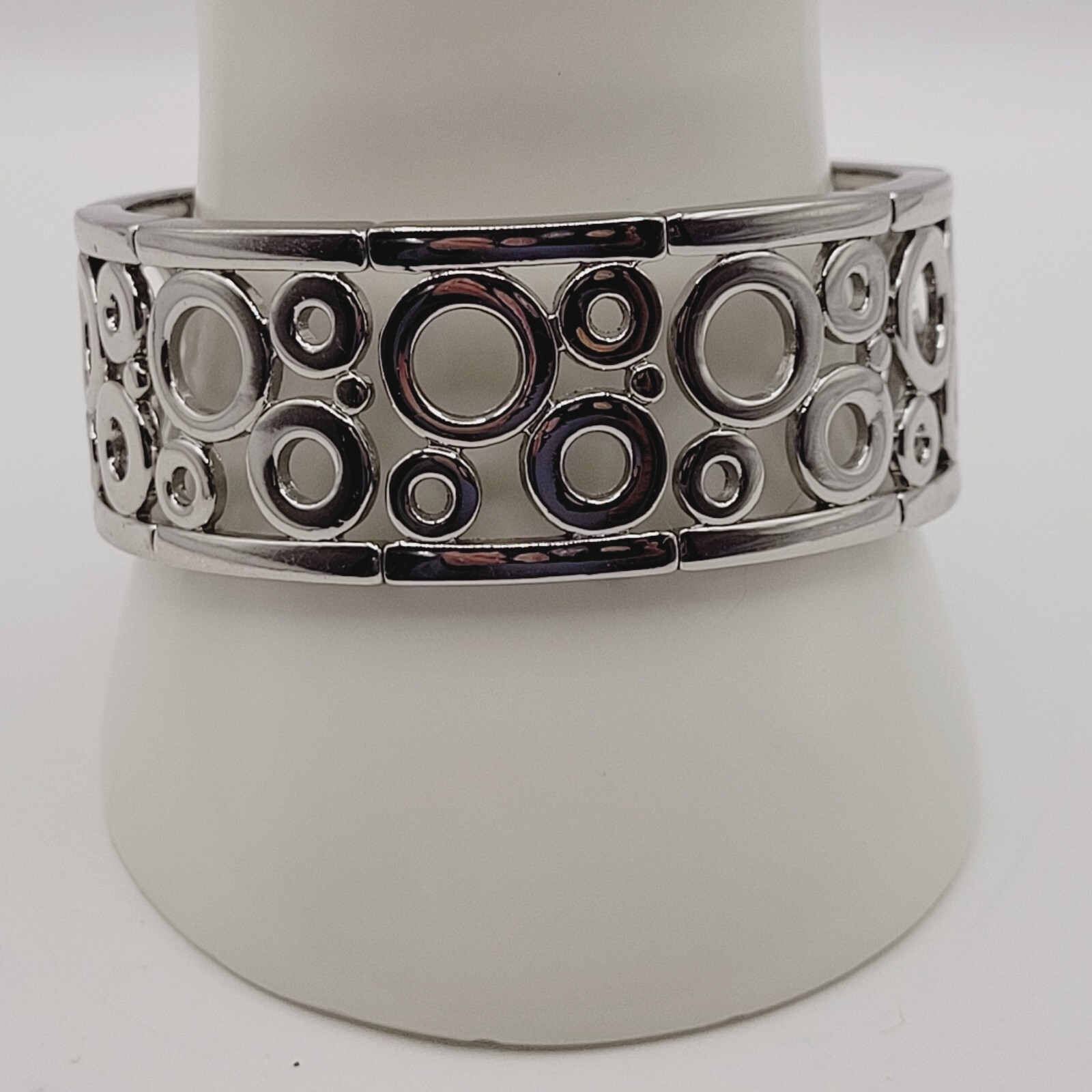 Modern Art Deco Open Circles Shiny Silver Tone Stretch Modernist Bracelet