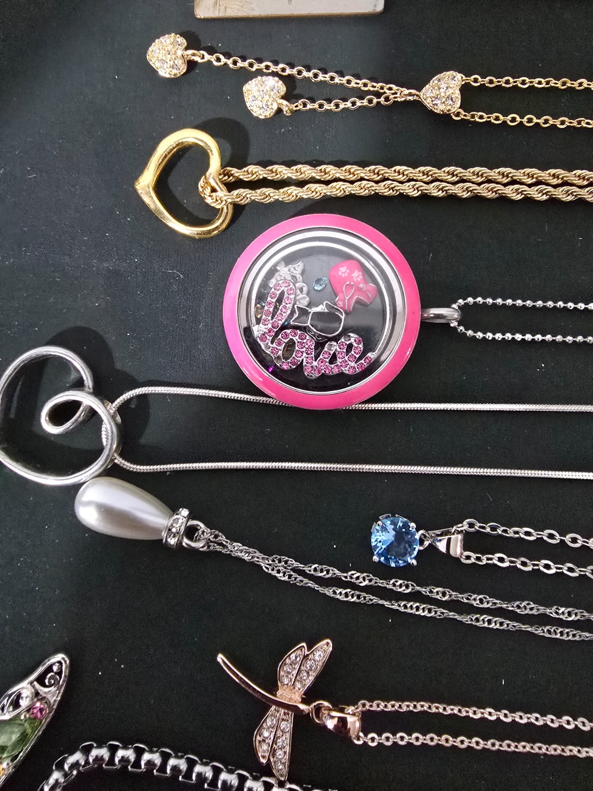 Lot of (12) Necklaces Mixed Metals/Materials