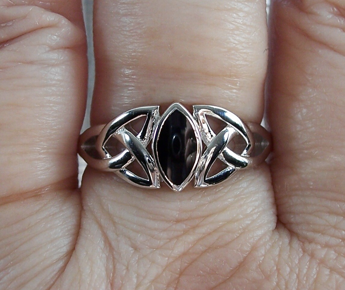 Celtic Synthetic Black Onyx Triquetra Ring Marquise Shape 925 Sterling Silver