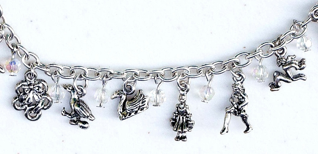 12 Days of Christmas silver tone Charm Bracelet – length = 7.5″ Holiday