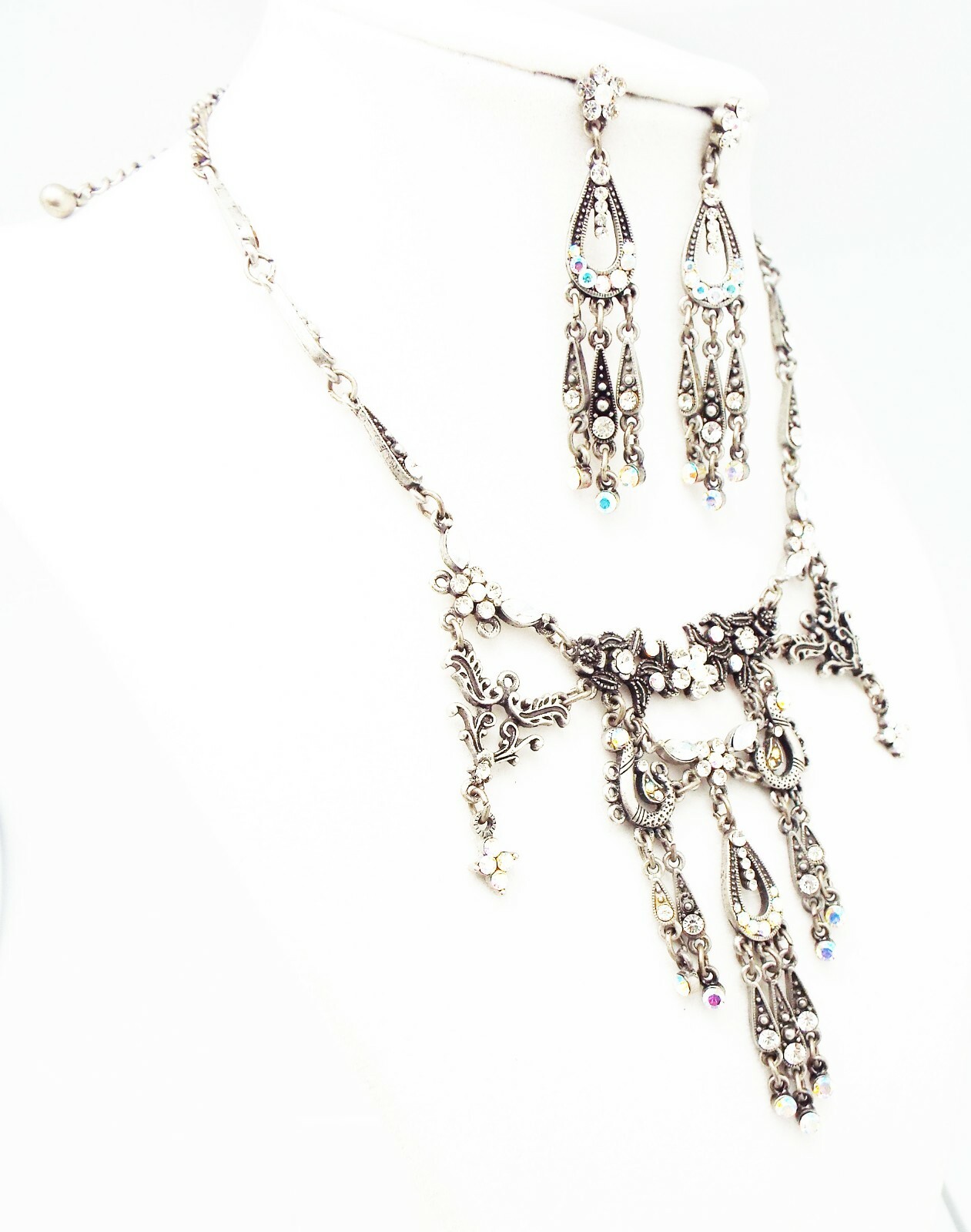 DESIGNER INSPIRED 17in CLEAR MULTI CRYSTAL SILVERTONE VICTORIAN JEWELERY SET NEW