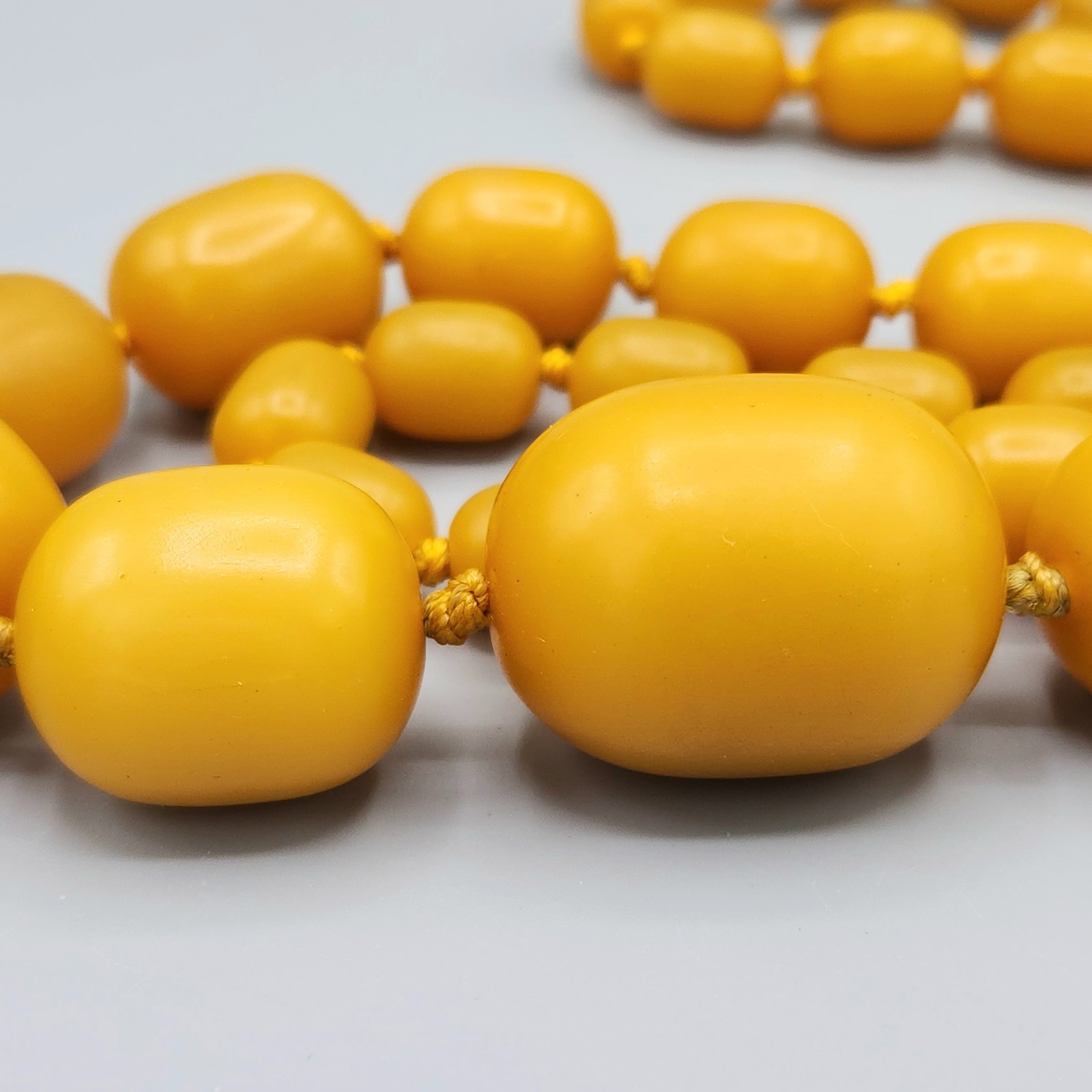 VTG Large Amber Butterscotch Faturan Composite Bakelite Bead Necklace 32″ 108.8g