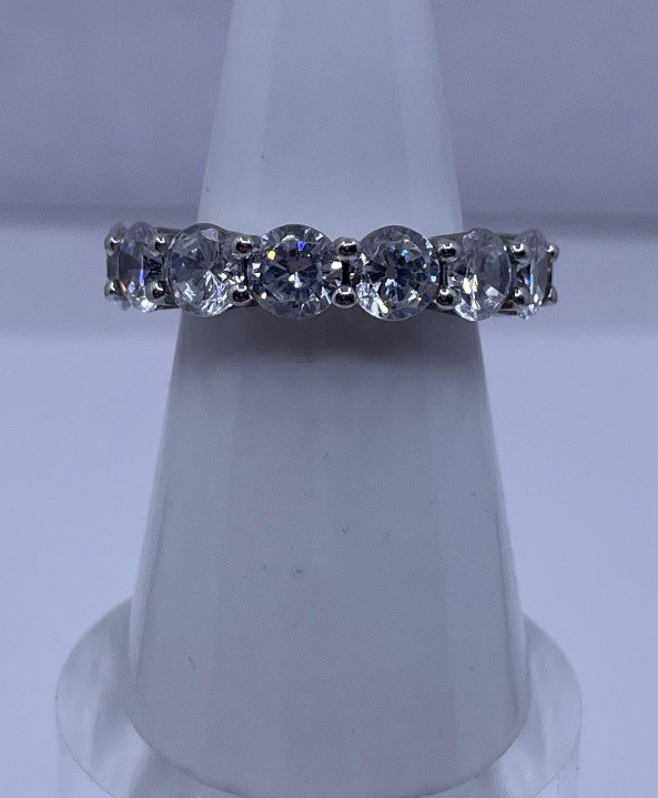Sz. 6 Cocktail Ring Round Brilliant Cut, Scalloped CZ, Silver Eternity Band