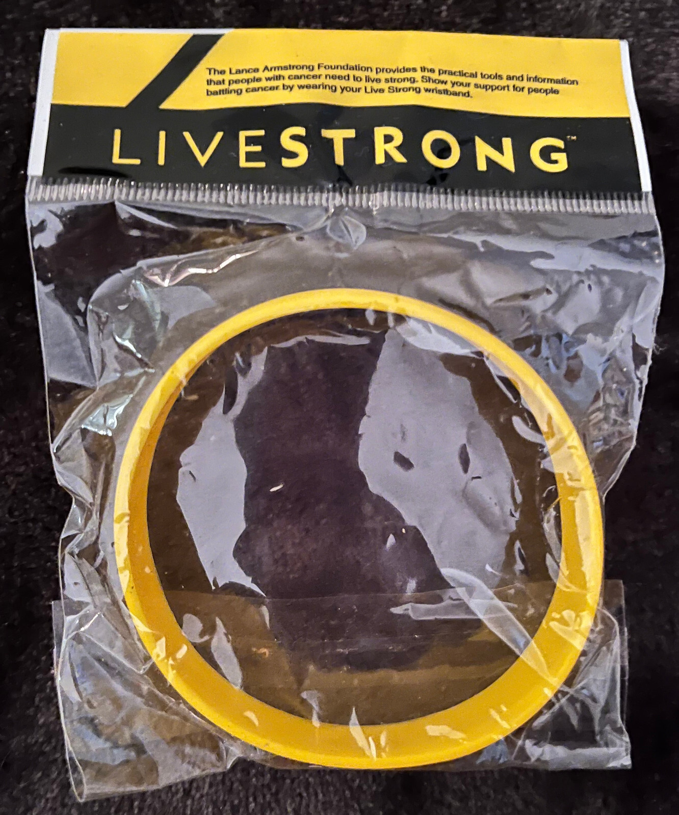 LIVESTRONG – NEW Lance Armstrong Authentic Livestrong Bracelet