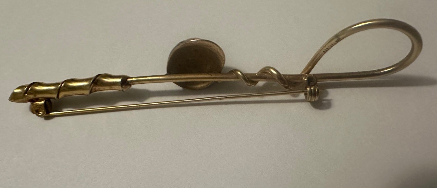 Vintage sports loop horse whip brooch gold tone signed Cascio