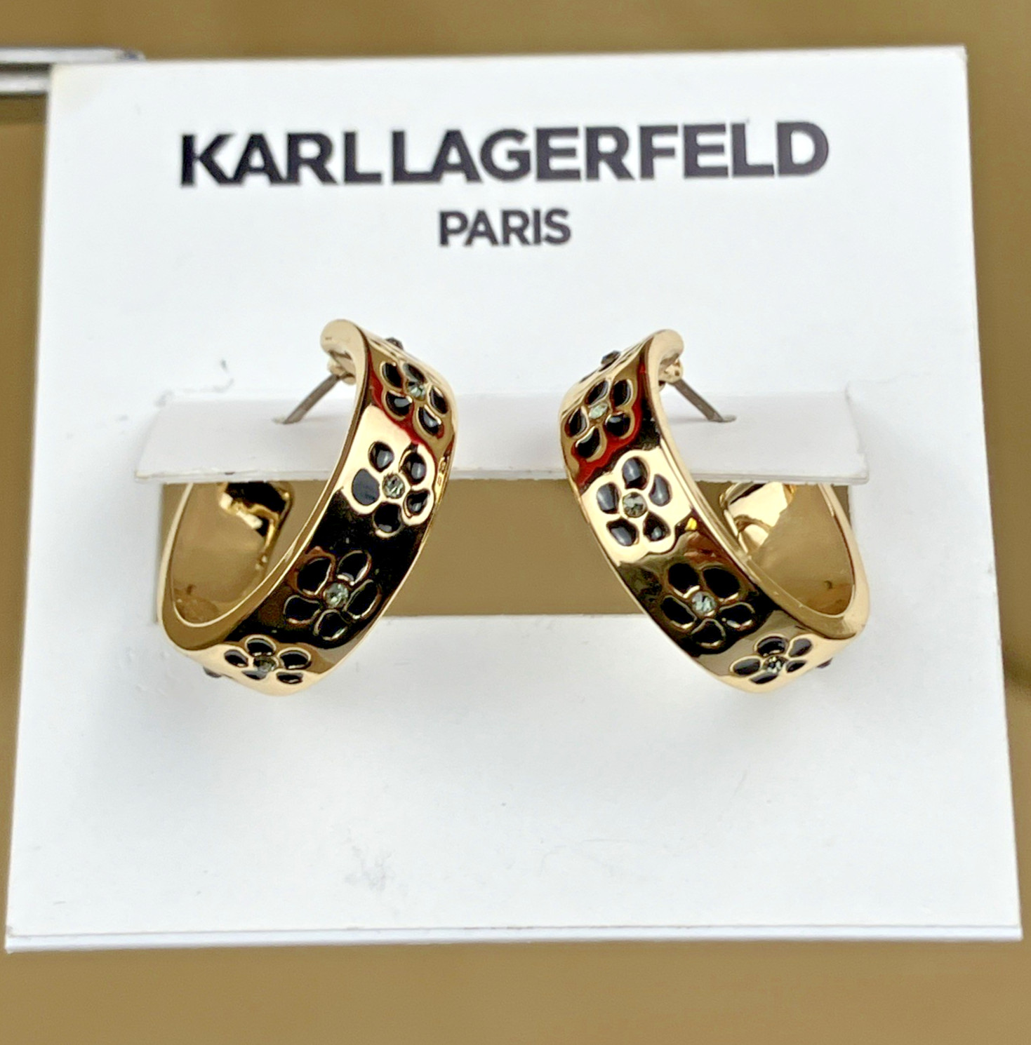 Karl Lagerfeld Paris Gold Tone Black Flower Small Hoop Earrings NWT Orig $28