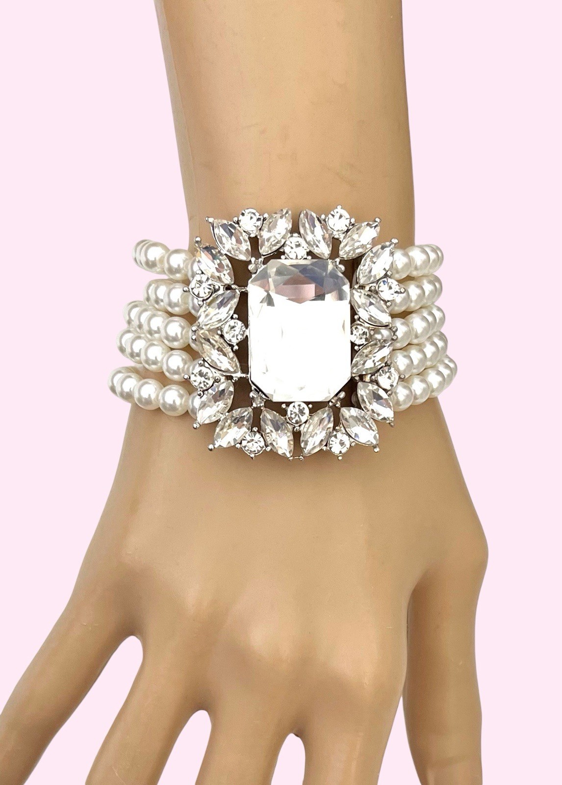 Vintage Look 1.25″ Wide White Faux Pearl Crystal Stretchable Statement Bracelet