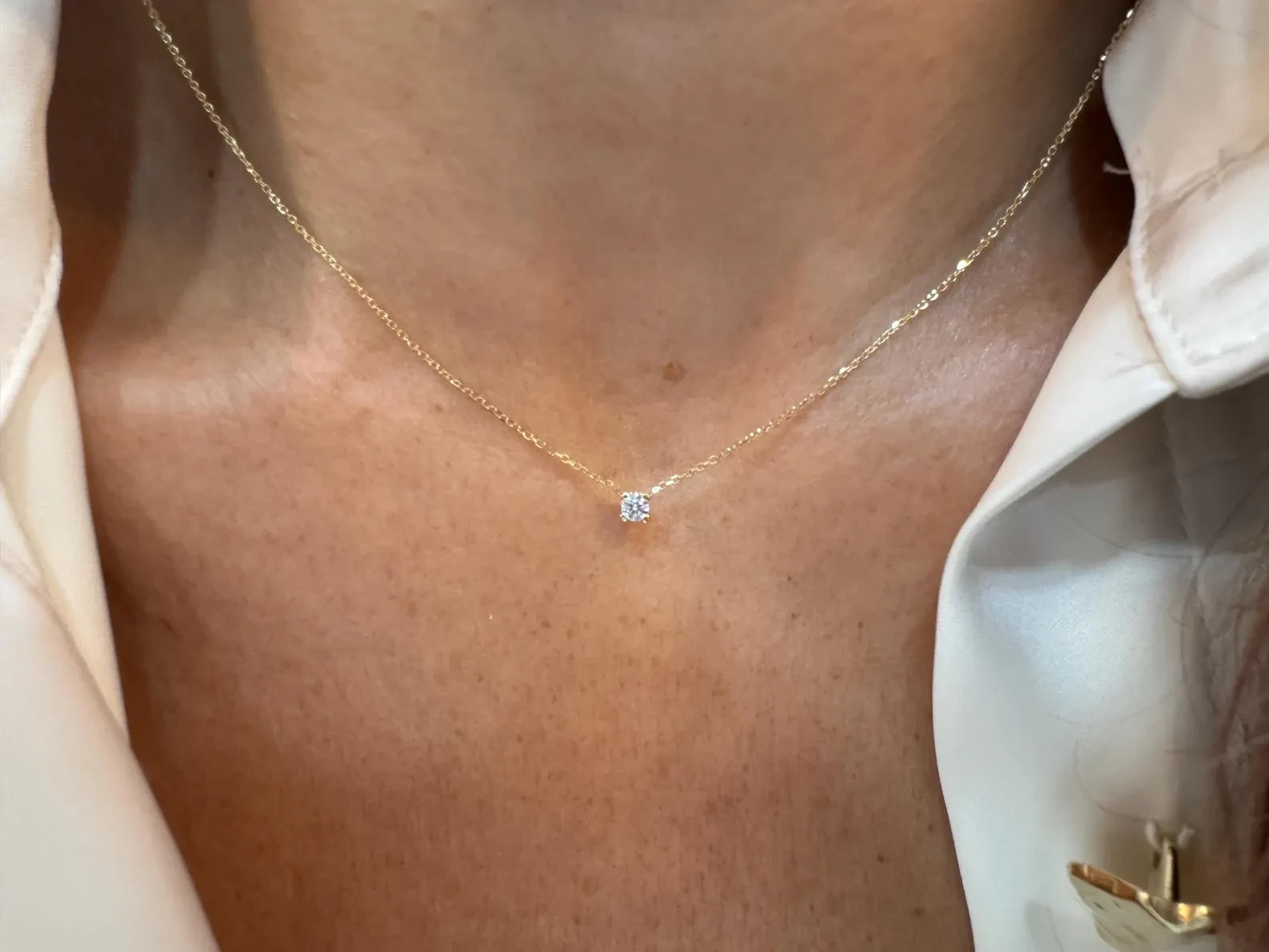 Lab Grown 1.00 Ct Round EF VS Diamond Solitaire Necklace in 14K Yellow Gold