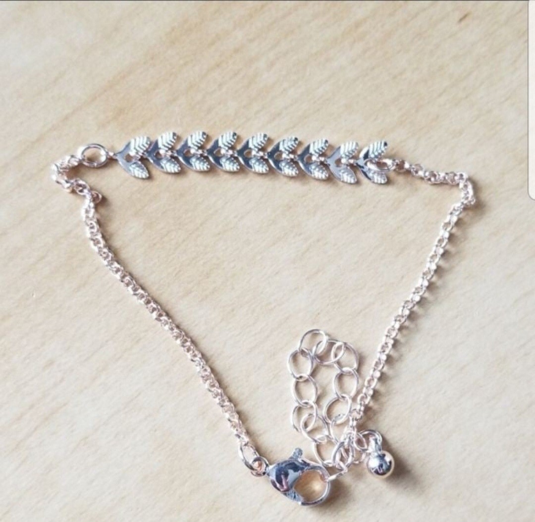 Madeline Elizabeth Vine Bracelet 18K Gold Plated 7″ w/ 2.5″ Extender FabFitFun