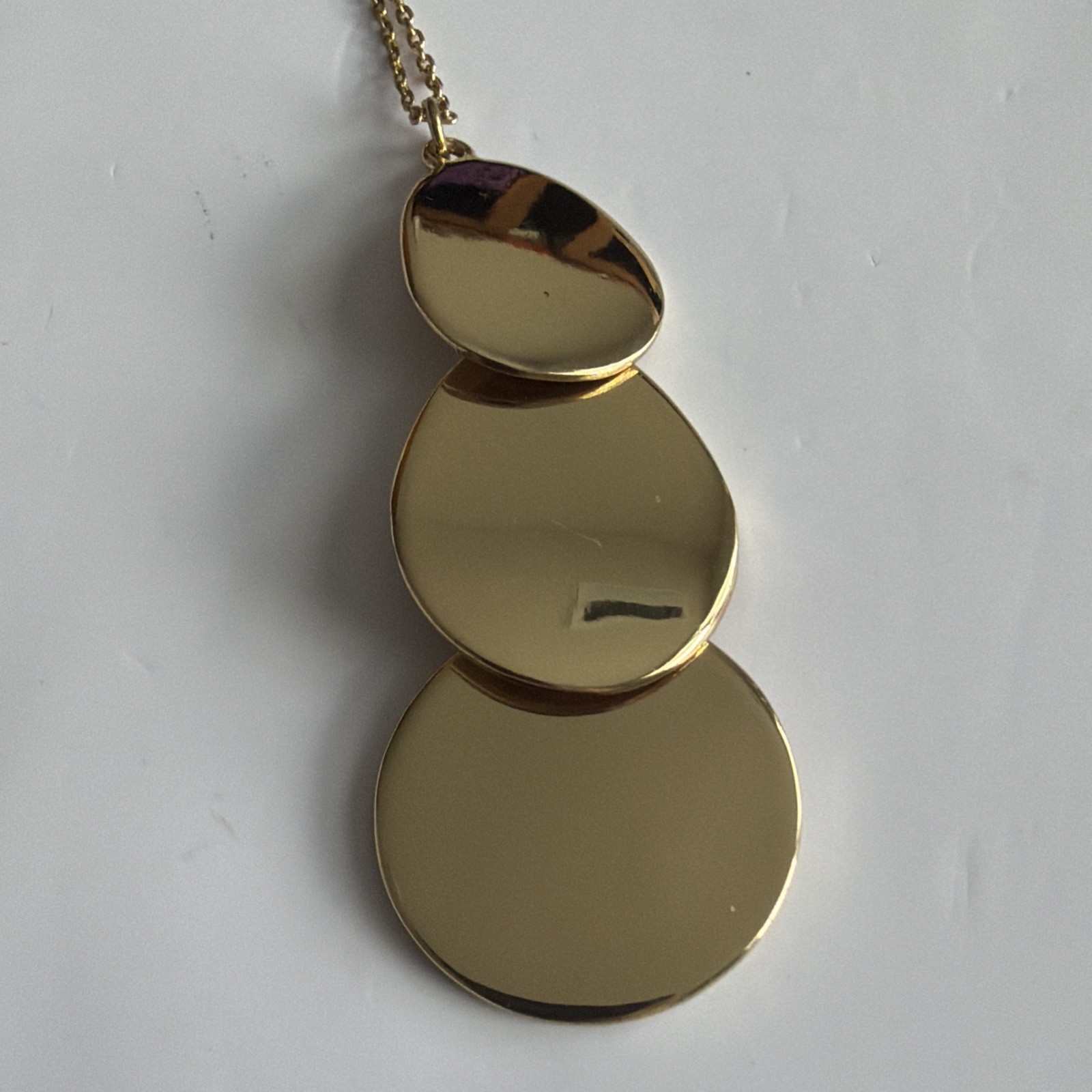 Loft pendant necklace, gold tone, 3 gold tone drop circles/ Very Good Condition