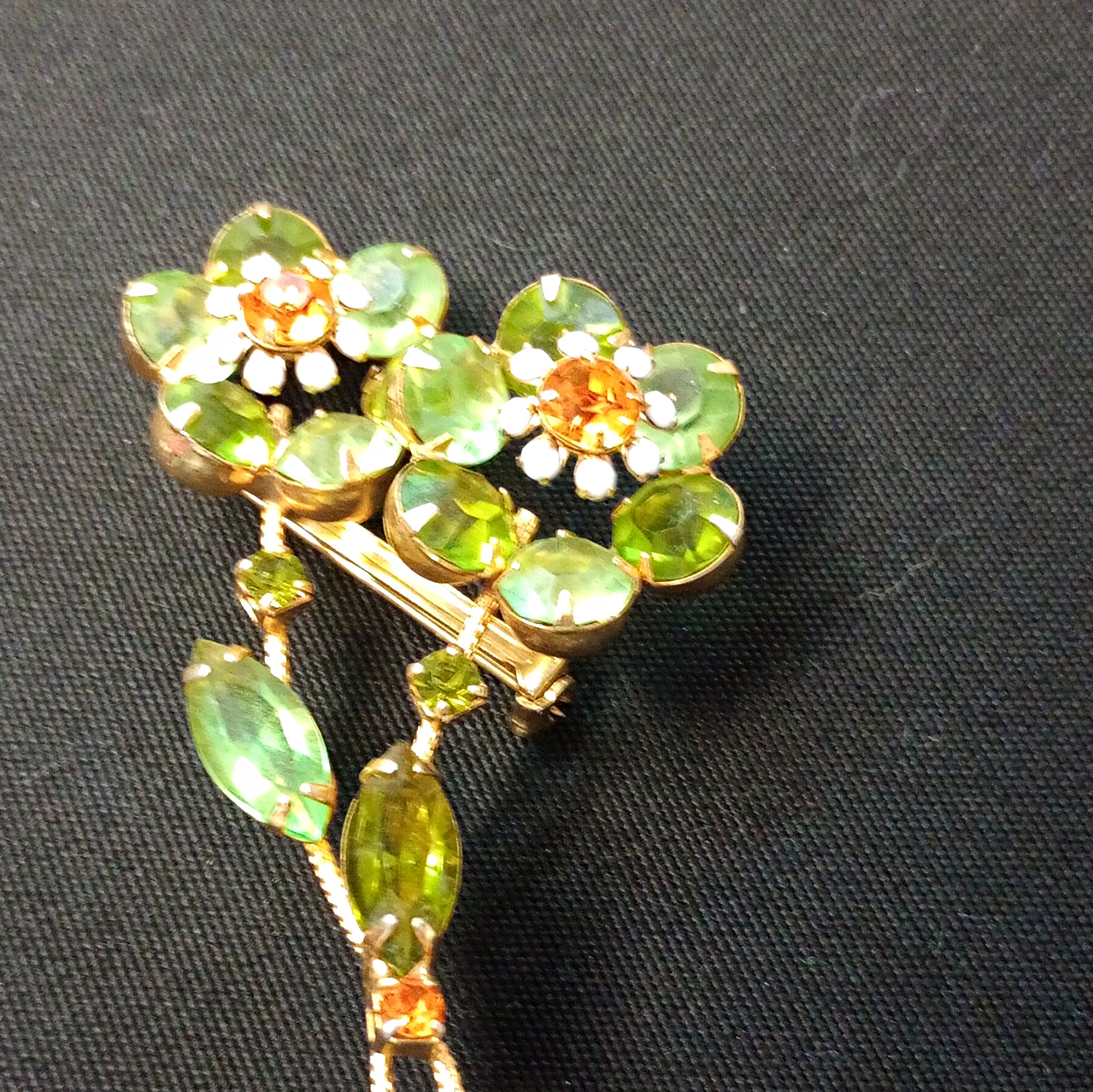 Green Rhinestone Flower Brooch Pin, Gold Tone Metal, 3 in, Prong Set