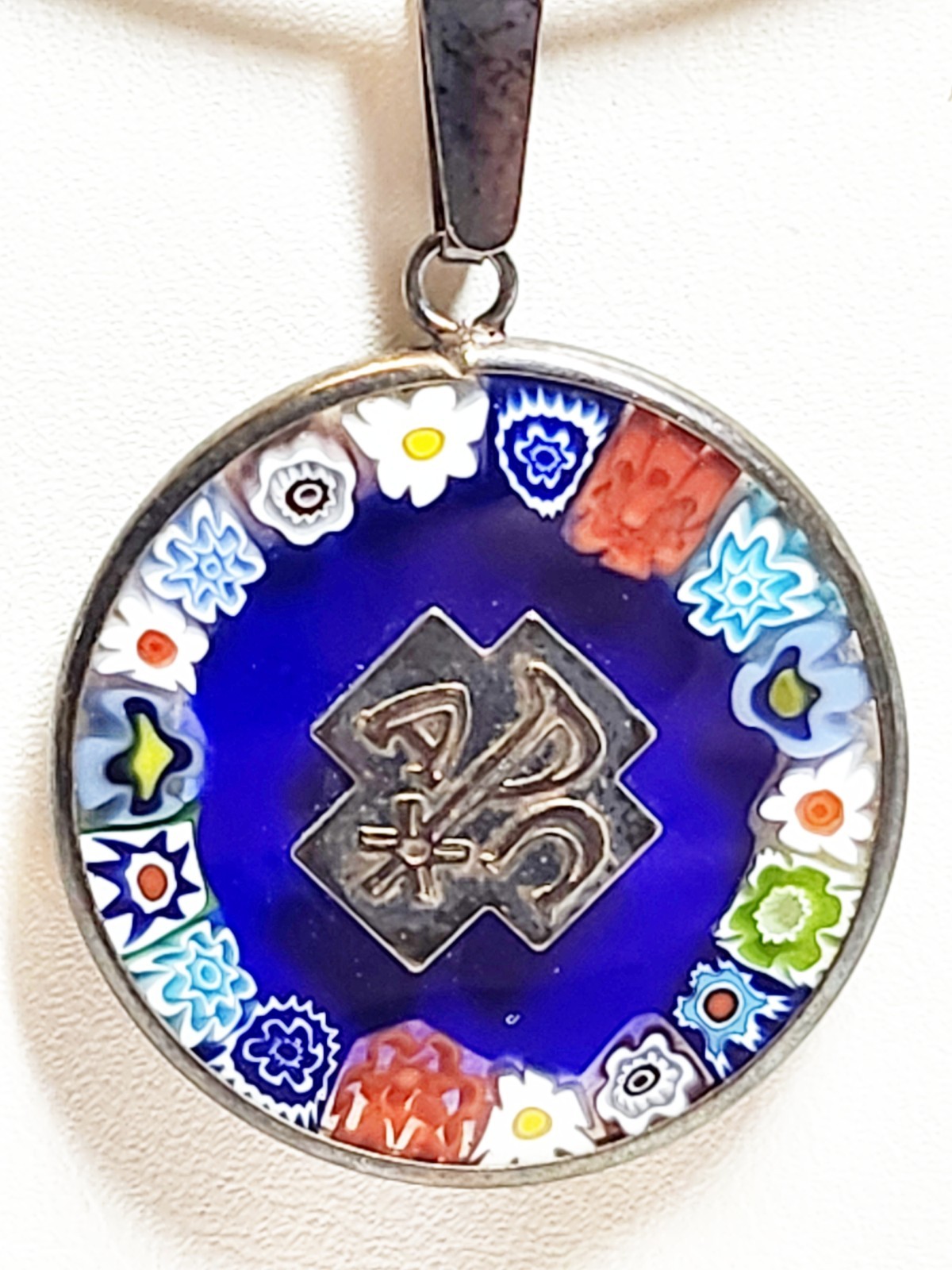 925 Sterling Silver Encased Millefiori Glass Pendant Necklace w/ Silver Emblem