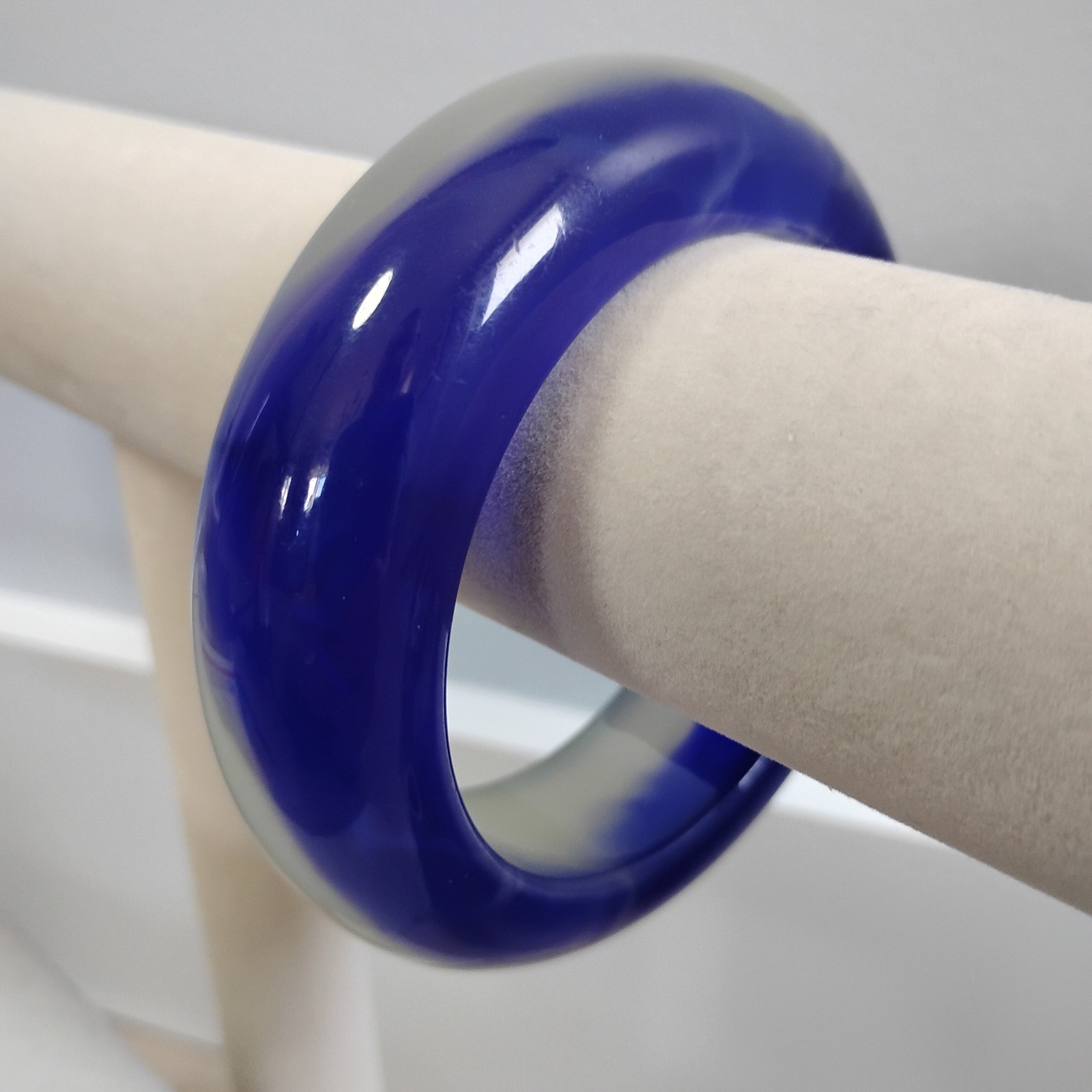 Sz 7.5 Blue Drip Chunky Resin Plastic Bangle Bracelet Two Tone New