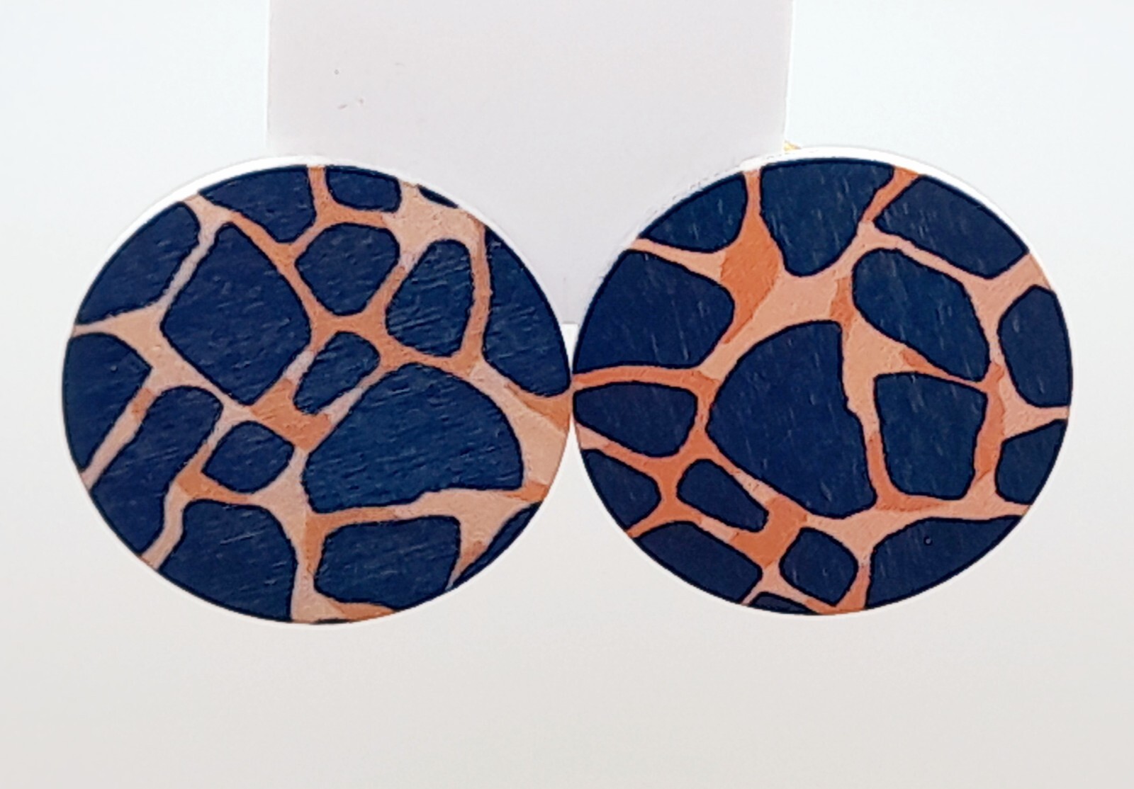 Modern animal print Wood round shape Stud light weight clip on Fashion Earrings