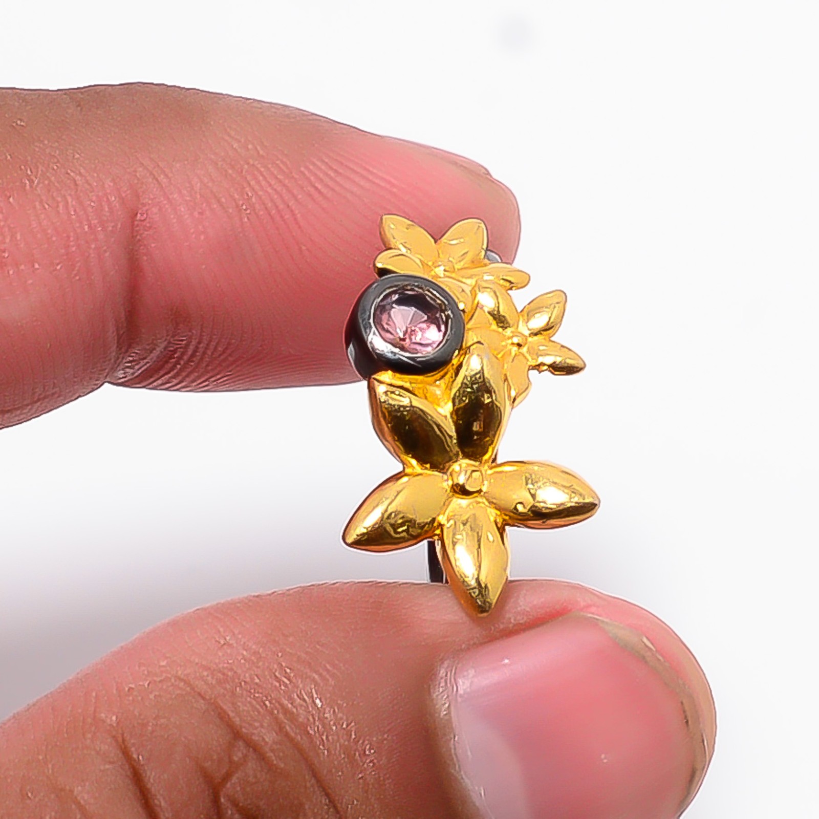 Pink Amethyst Black And Gold Plated 925 Sterling Silver Ring S.7 R87437
