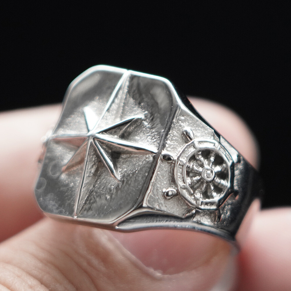 MENDEL Chunky Mens Y2K Gen Z Nautical Marine Anchor North Star Ring Size 7-15