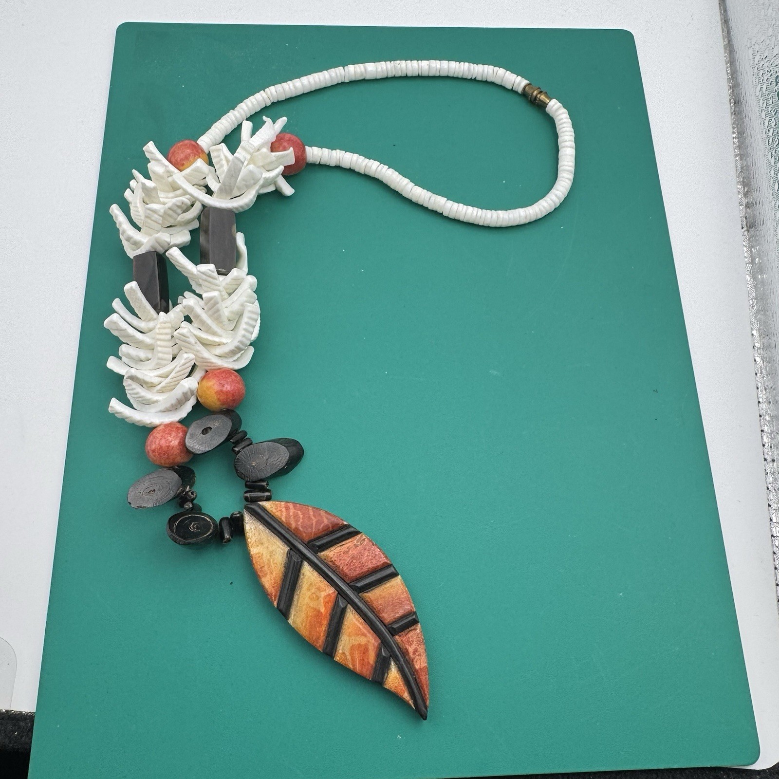 Tribal Island Inspired Necklace Plastic Resin Faux Shells Beads Leaf Pendant