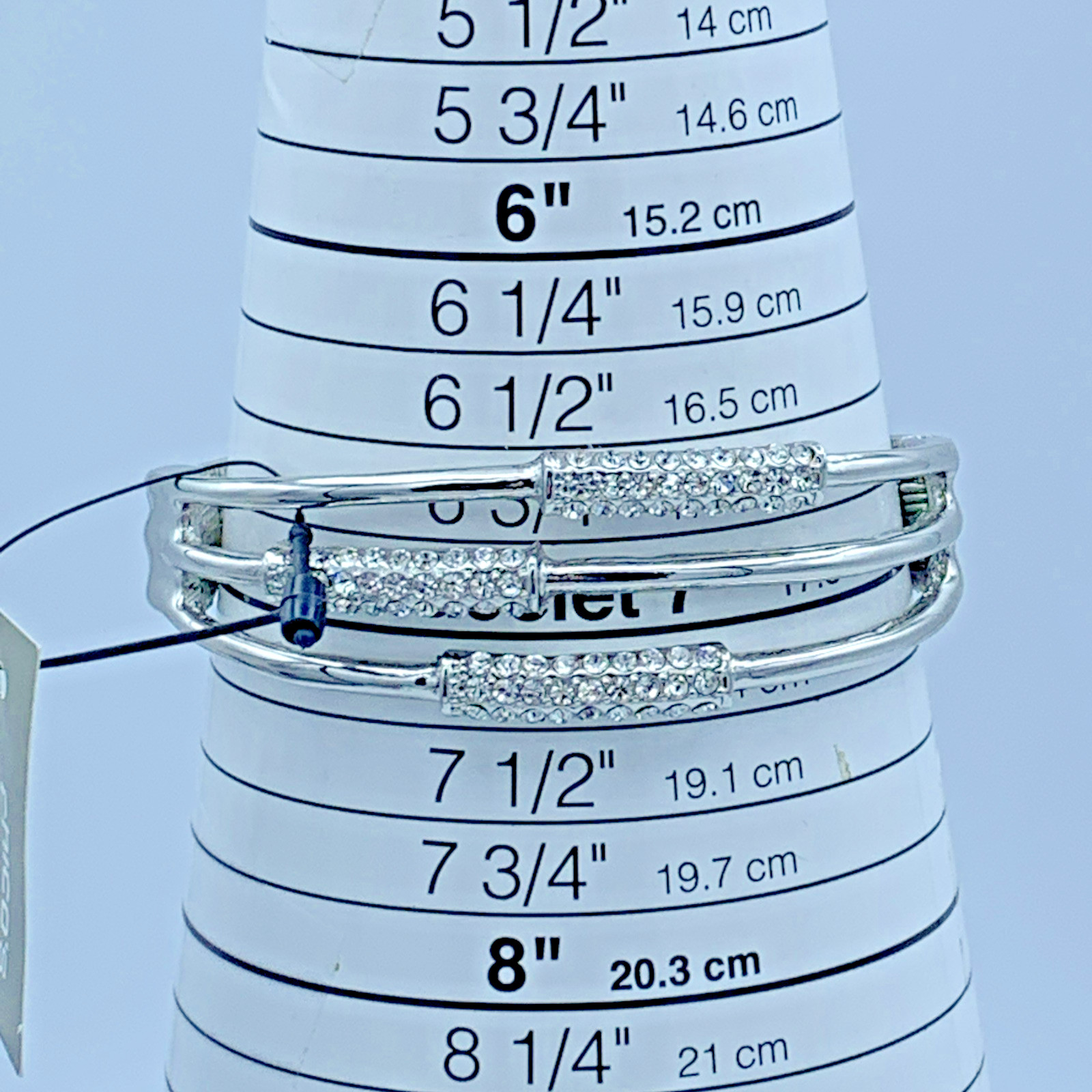 Chico’s Silver Tone 7 inch Crystal Spring Hinge Bangle Bracelet B6-08