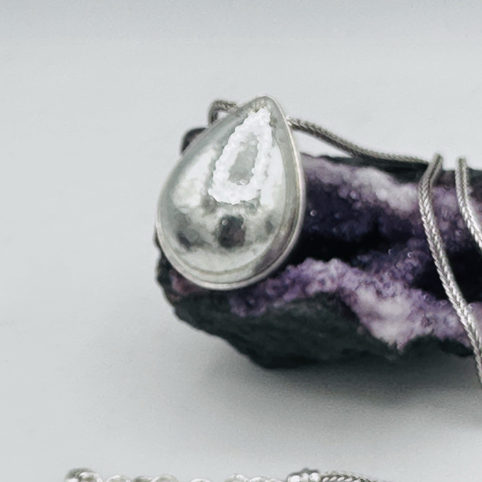Brighton Mercer Drop Hammered Silver Tone Pendant Necklace Teardrop 30 In