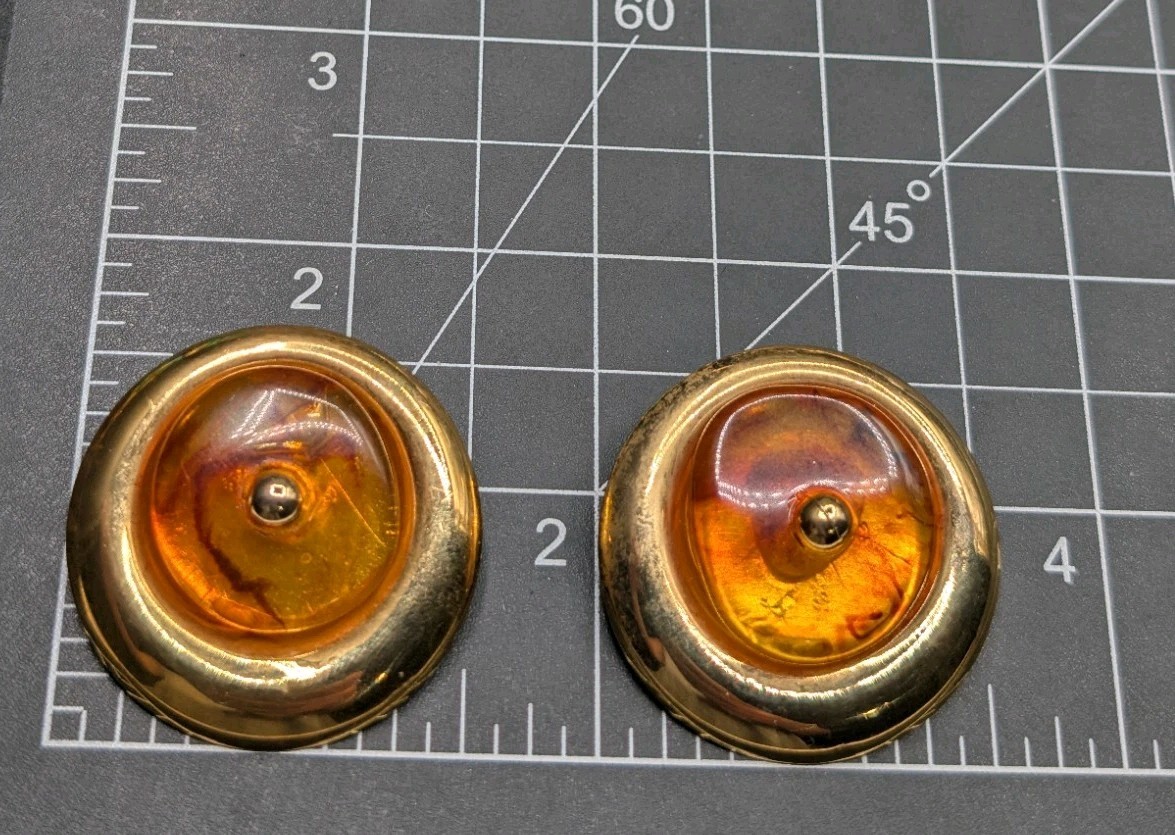 Vintage Signed Valentino Garavani Marbled Runway Bold Gold Tone Clip On Earrings