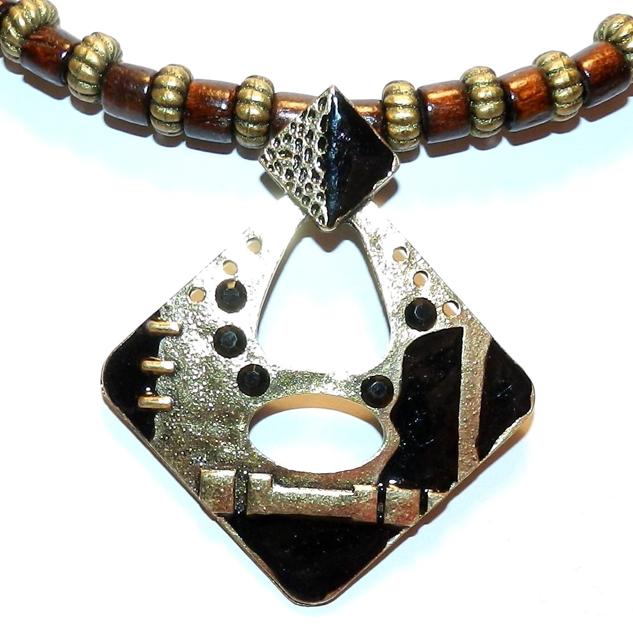 FN249 Wood Necklace with Gold Pewter Alloy Metal Focal Pendant w Rhinestone 15″
