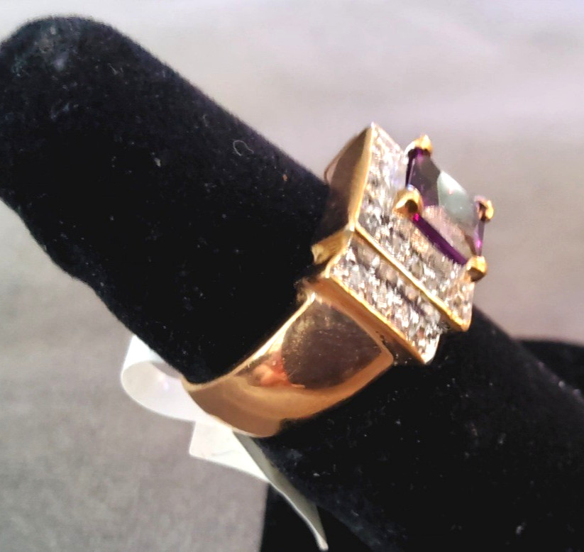 Park Lane HOSTESS ONLY PURPLE RING – PURPLE CZ w/CLEAR Accents in Gold – SZ 7