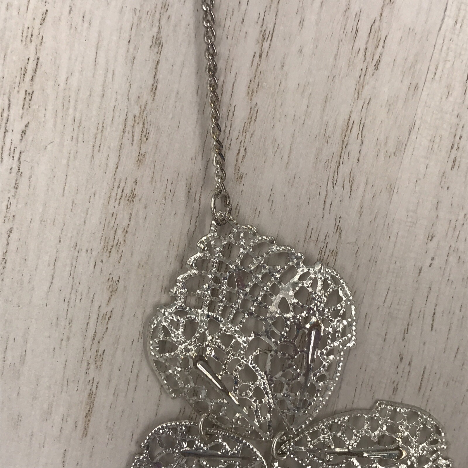 Bohemian Silver Tone Filigree Open Work Lattice Floral Bib Necklace 18″