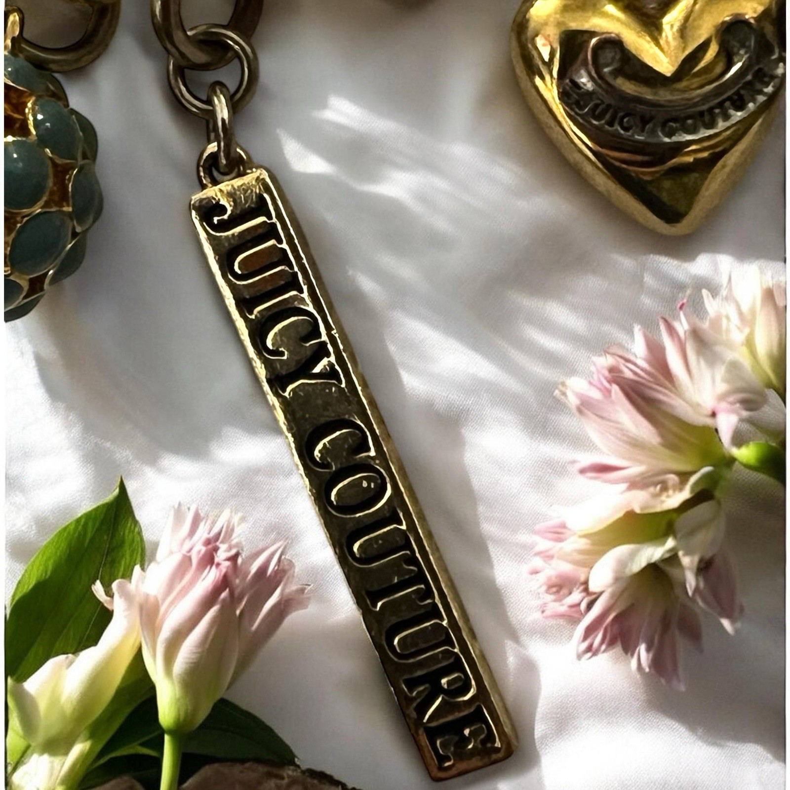 Vintage JUICY COUTURE Gold-Tone Assorted Iconic Rare Charm 7.5” Bracelet 13.1g