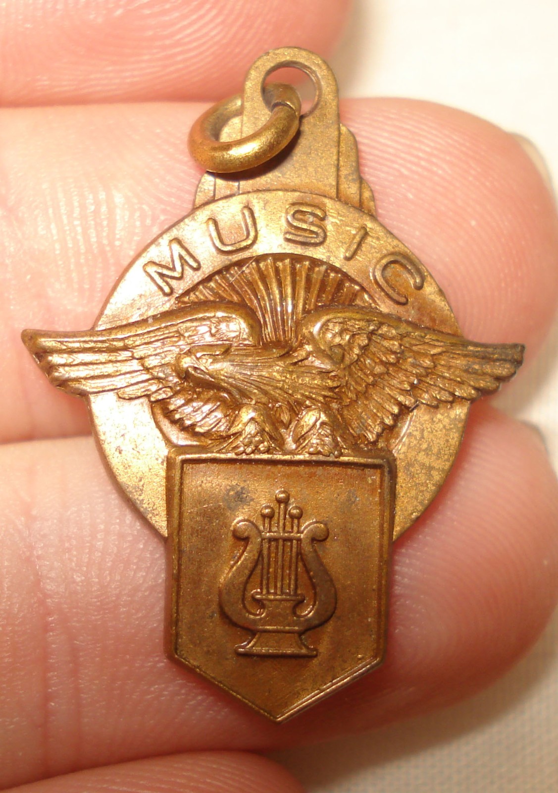 Jostens Gold Tone Leadership in Music Lyre Eagle Necklace Bracelet Pendant Charm