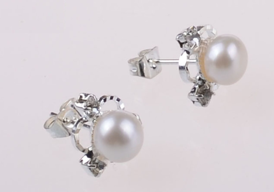 Freshwater Pearl Cubic Zirconia Flower Silver Plated Stud Earrings 10mm Gift PE4