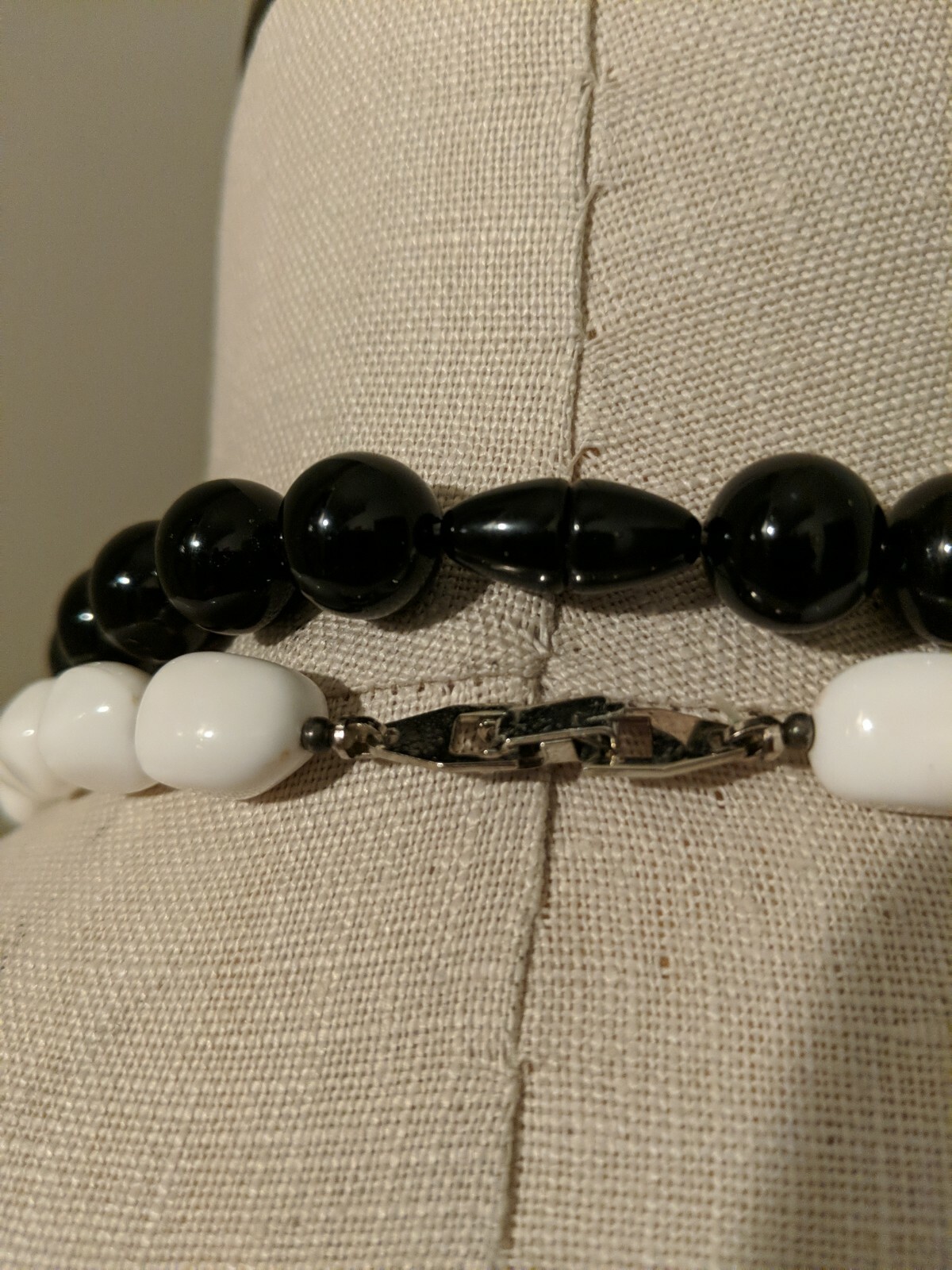 Lot of 4 Black & White – 2 necklaces, 2 bracelets — Vintage Mix and Match *NICE