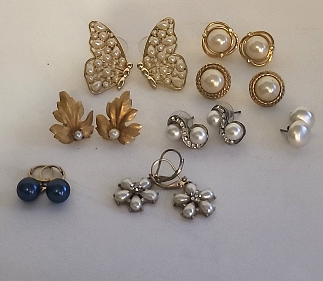 Pearl Earrings Butterly Post Classic Lot of 8 Pair Costume Jewelry