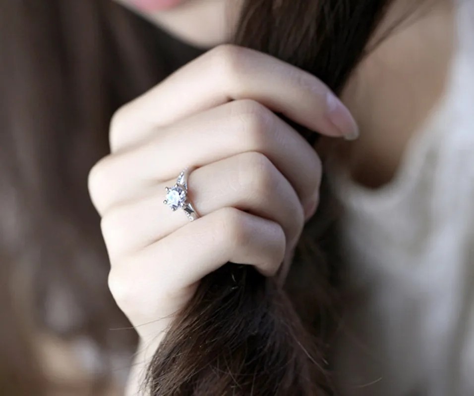 925 Sterling Silver Ring Women 6 Claw Solitaire CZ Engagement Wedding Band