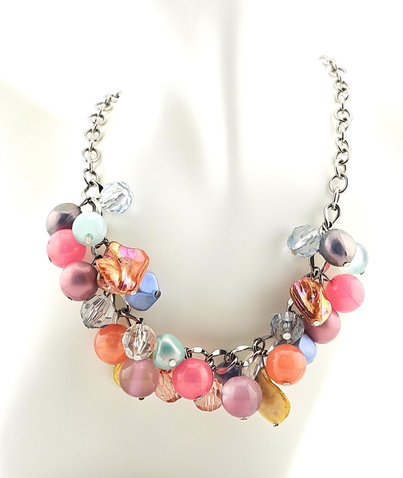 Multicolor Pastel Beaded Necklace Silver Tone Chain J17-3912