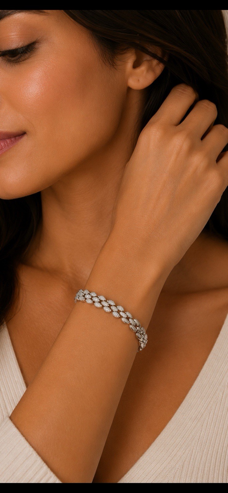 Silver Tone Curb Link Chain Bracelet Metal Lobster Clasp No Stone