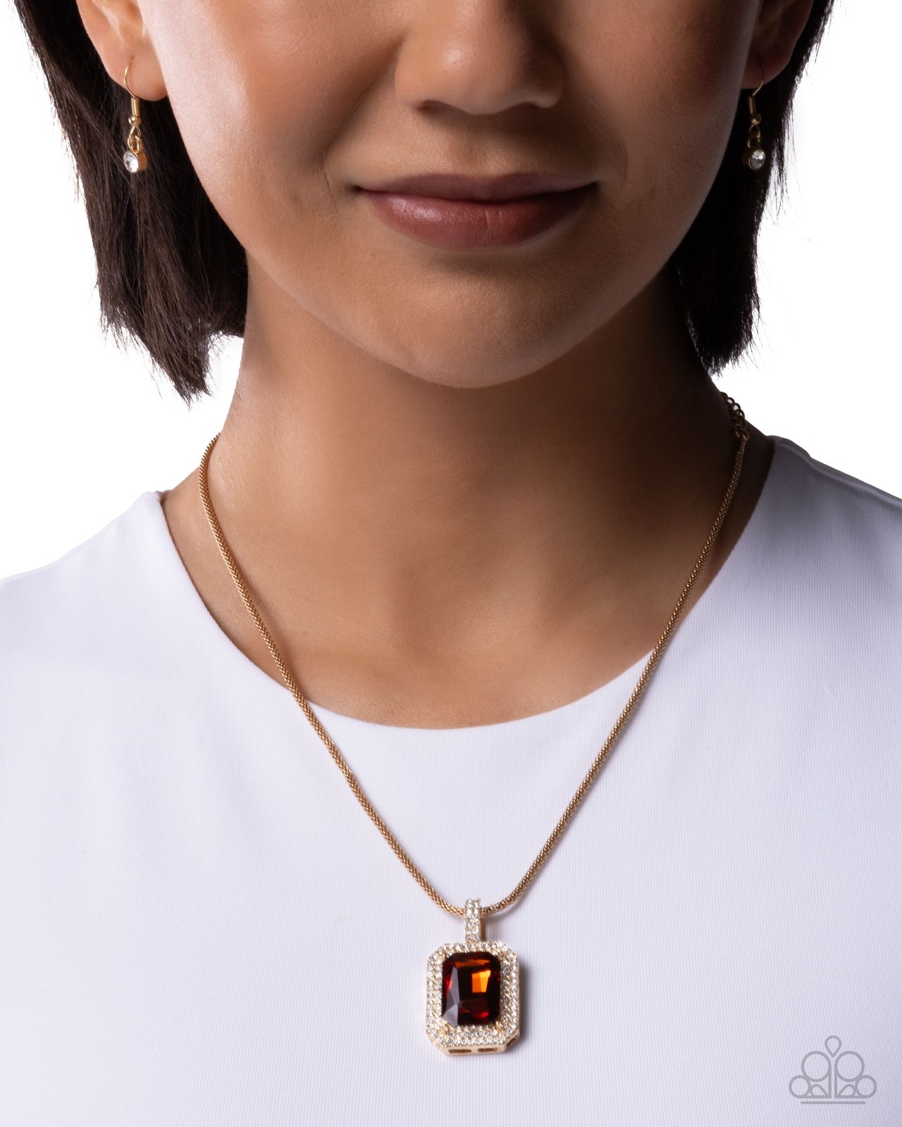 Paparazzi Exaggerated Emerald – Brown – White Rhinestones – Tea Gem – Necklace &