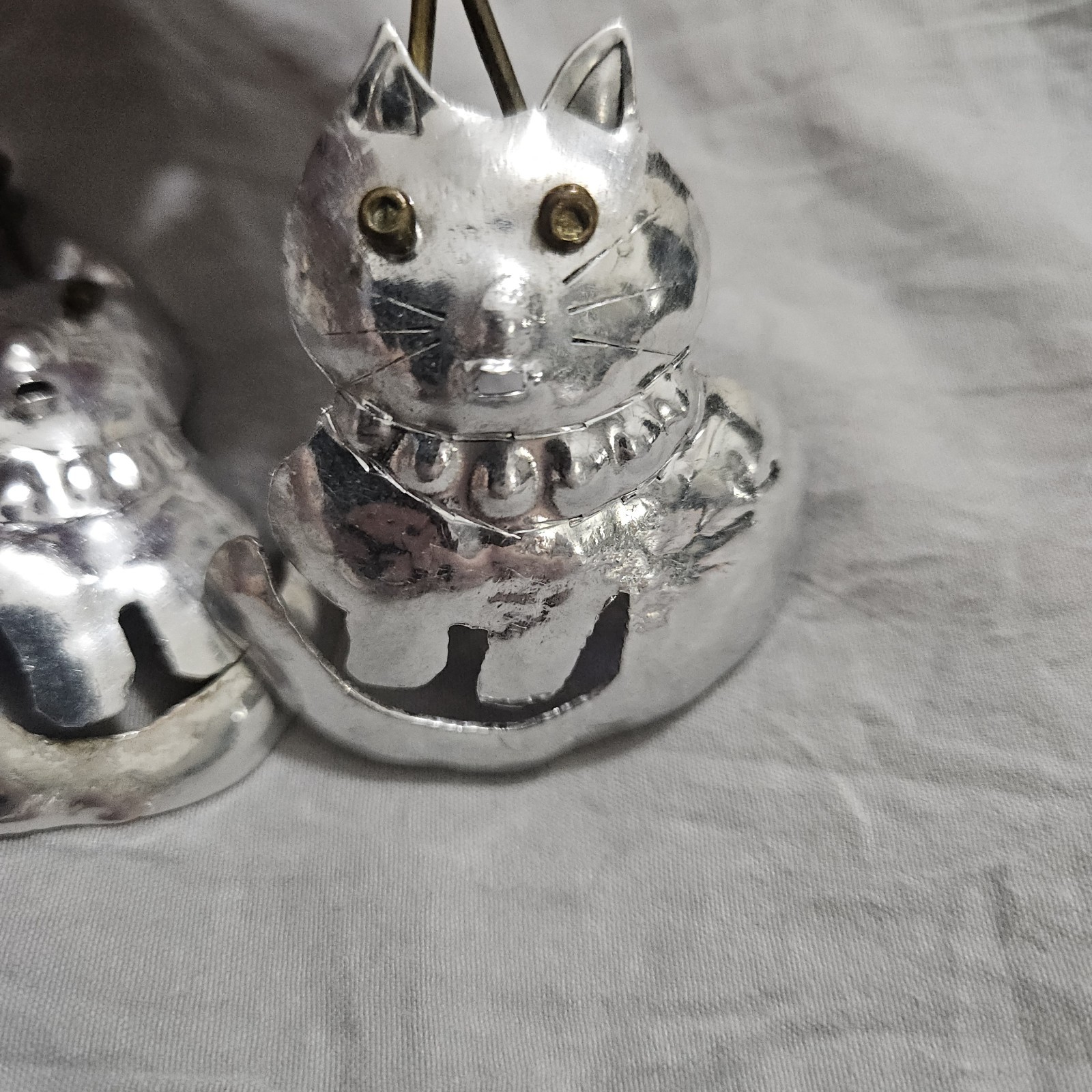 1980s Hammered Aluminum & Brass Dangle Kitty Cat Peirced Earrings Handmade Art