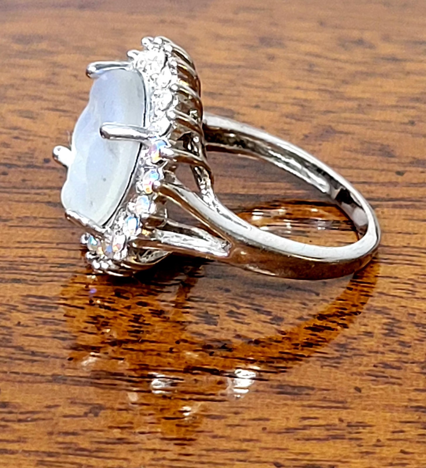 Kirks Folly Seaview Moon Face Ring 3D Glowing Iridescent Glass With AB Halo Sz 5