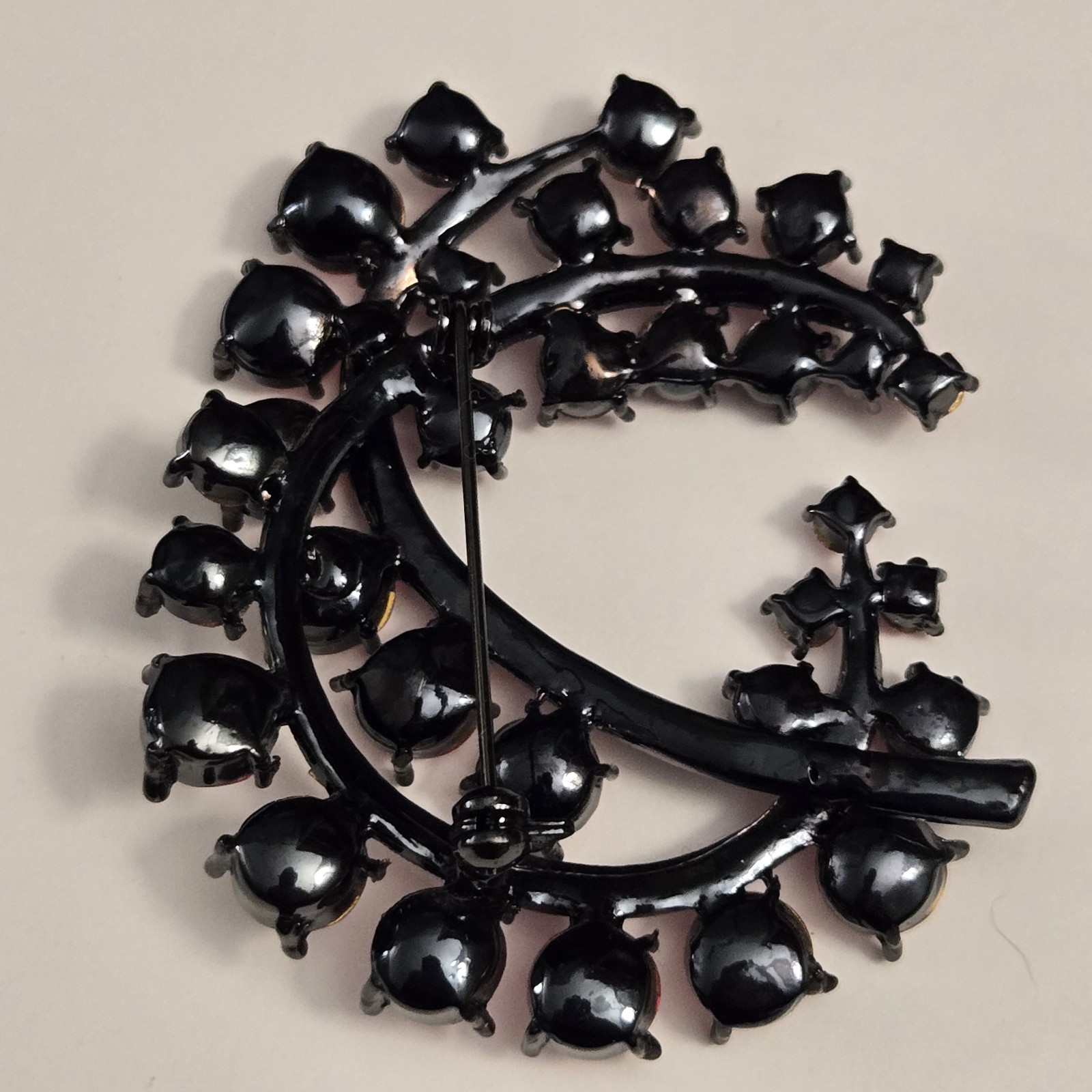 Pink Rhinestone Fancy Swirl Large Brooch Pin, Black Setting, Vintage Express