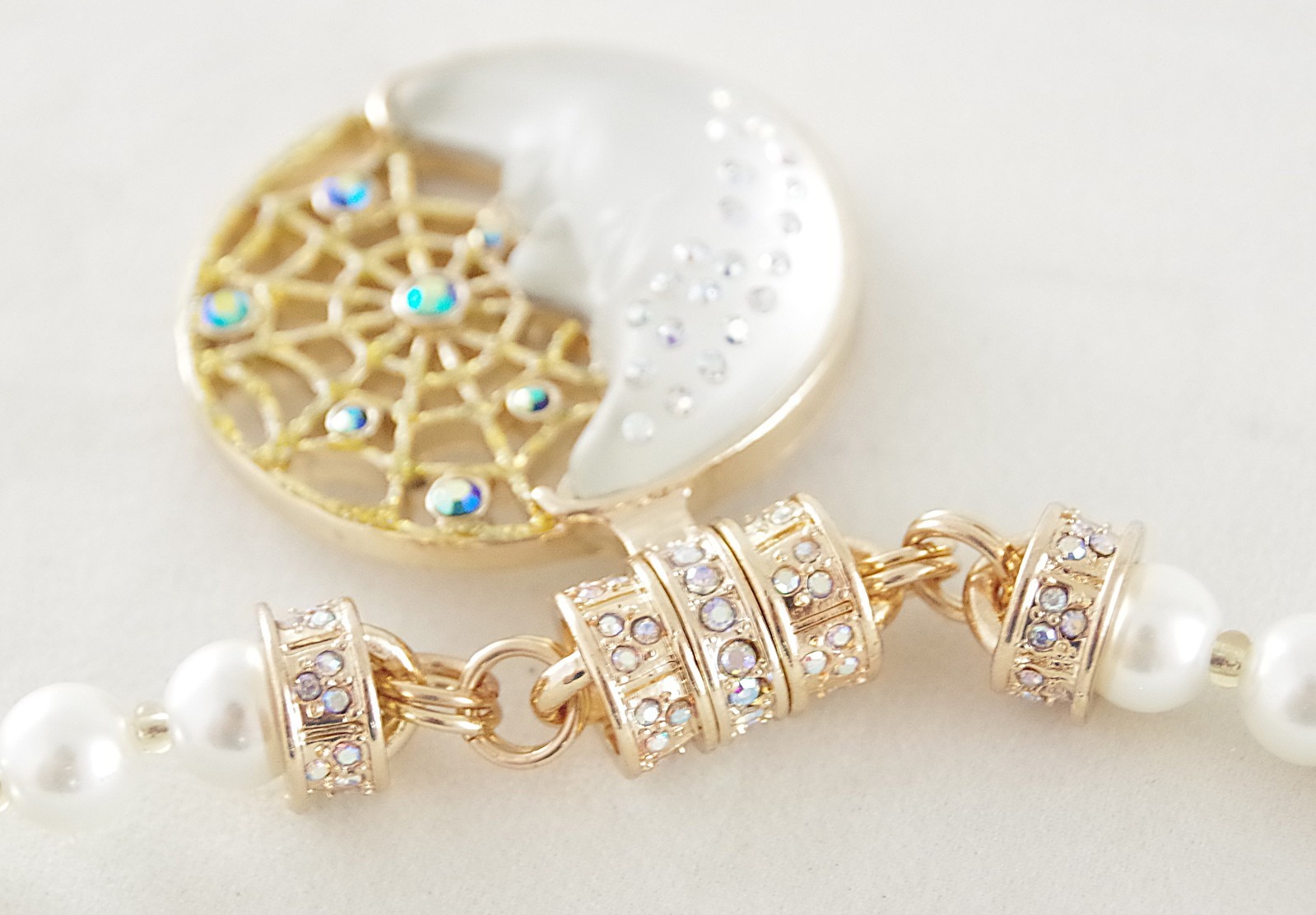 KIRKS FOLLY AB CRYSTAL RHINESTONE WHITE MOON/ DREAM CATCHER ENHANCER NECKLACE