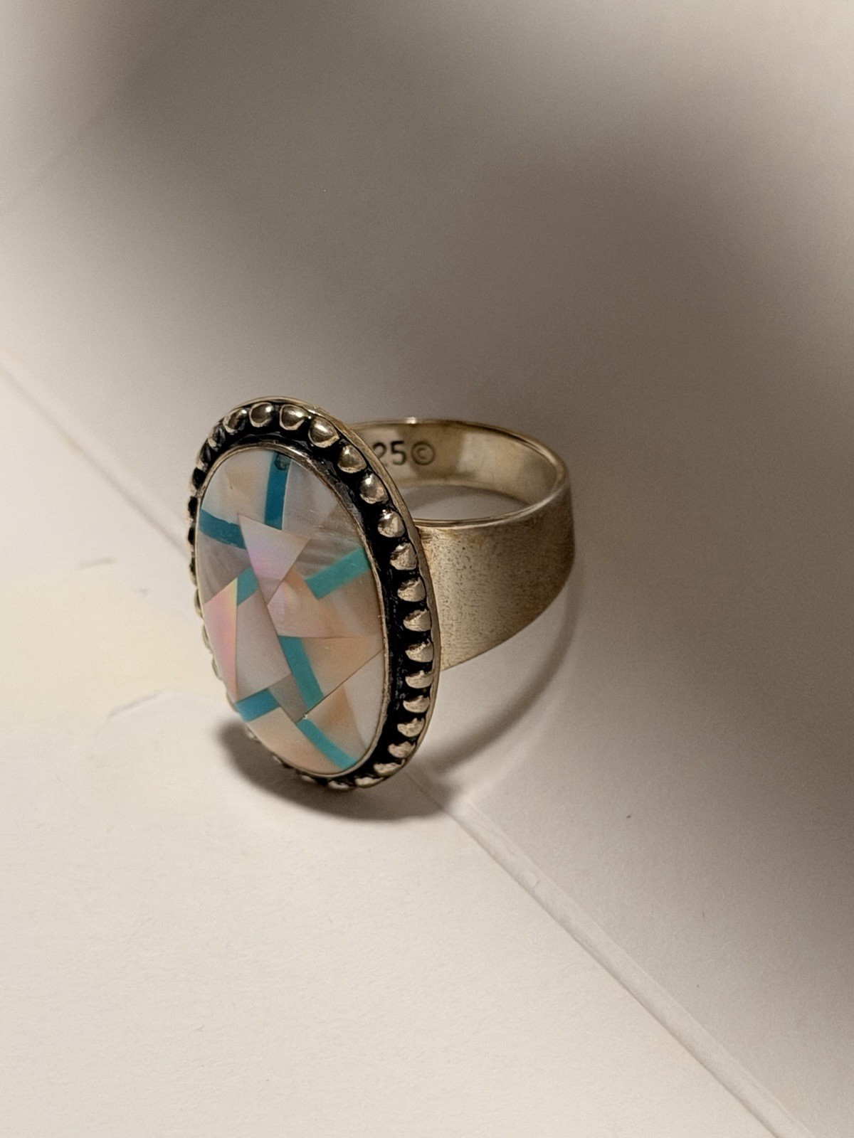 Sincerely Southwest 925 Sterling Silver Oval Mother of Pearl Bezel Ring 10 NEW